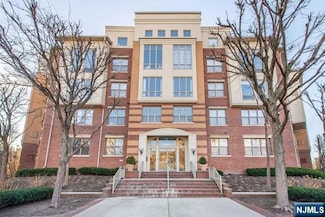 26 Ave at Port Imperial Unit 338, West New York, NJ 07093