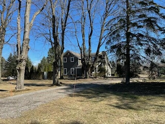1719 66th St, Fennville, MI 49408