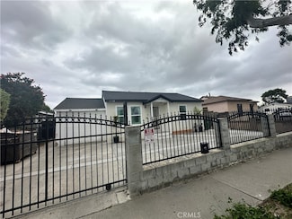 1318 W 131st St, Compton, CA 90222