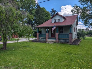 1970 E County Line Rd, Mineral Ridge, OH 44440