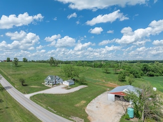 1865 Highway Kk, Bolivar, MO 65613