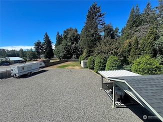 4990 Bay Rd, Blaine, WA 98230