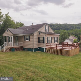 10904 Lapp Ln, Corriganville, MD 21524