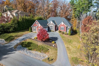 124 Steeplechase Dr, Penn Laird, VA 22846