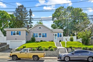 440 Park Ave, Cranston, RI 02910