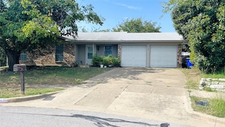 5650 Cornwallis Ct, Watauga, TX 76148