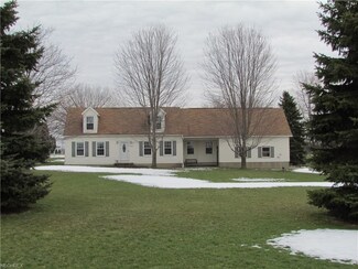 9672 Peck Rd, Mantua, OH 44255