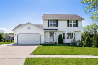 1001 Eagle Ln, Poynette, WI 53955