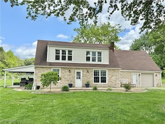 7509 S Palmyra Rd, Canfield, OH 44406