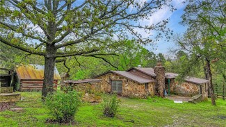 240 Dexter Ln, Subiaco, AR 72865