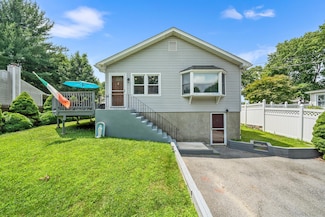 9 Wixon Rd, Carmel, NY 10512
