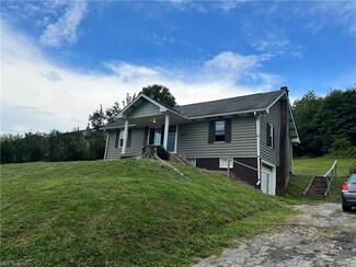 2744 Lisbon St, East Liverpool, OH 43920