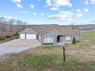 8472 Fork Creek Rd, Harrison, AR 72601