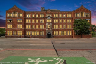 6533 E Jefferson Ave Unit 427, Detroit, MI 48207