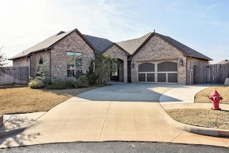 1716 Harvest Ln, Edmond, OK 73003