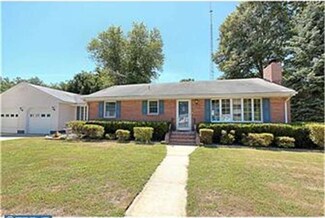7 Carolina Dr, Pedricktown, NJ 08067