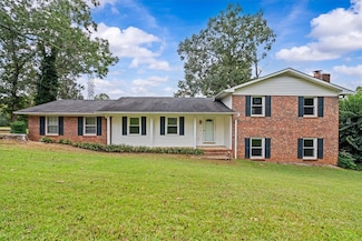 408 Fernwood Dr, Seneca, SC 29678