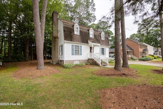 1705 Parkway St W, Wilson, NC 27893