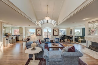 421 Summit Ave Unit 3, Saint Paul, MN 55102