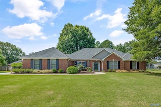 2403 Thornmor Dr SW, Huntsville, AL 35803