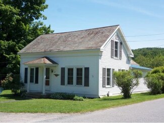31 Old Military Rd, Pownal, VT 05261