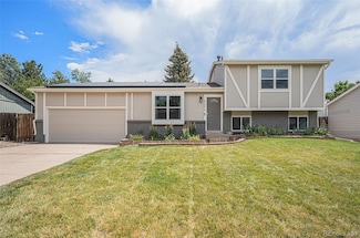5696 S Robb St, Littleton, CO 80127