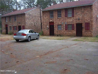2130 East Dr Unit 32, Jackson, MS 39204