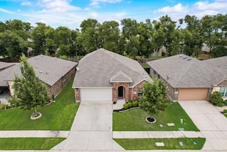 554 Langdon St, Lavon, TX 75166