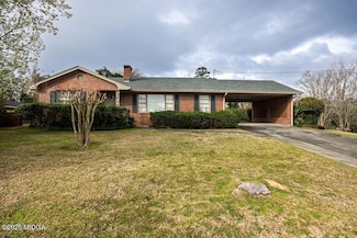 2796 Ellenwood Cir N, Macon, GA 31204