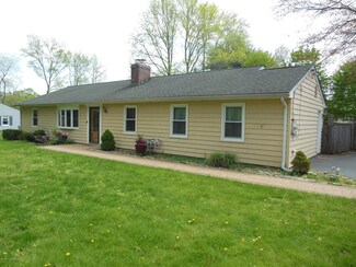 34 James St, Lincroft, NJ 07738