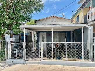 1710 San Eduardo Ave, Laredo, TX 78040