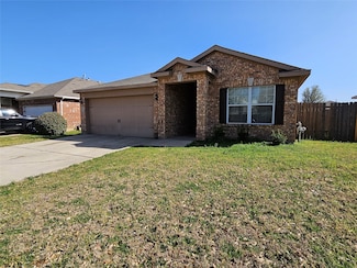 629 Lazy Crest Dr, Fort Worth, TX 76140