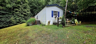 2984 Runa Rd, Mount Nebo, WV 26679