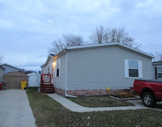 17115 Scarborough Dr Unit 562, Macomb, MI 48044