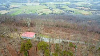 1045 Patton Rd, Signal Mountain, TN 37377