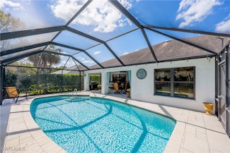520 Raven Way, Naples, FL 34110