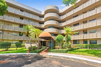 1101 Colony Point Cir Unit 116, Pembroke Pines, FL 33026