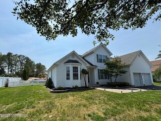 15 Hannah Lee Rd, Barnegat, NJ 08005