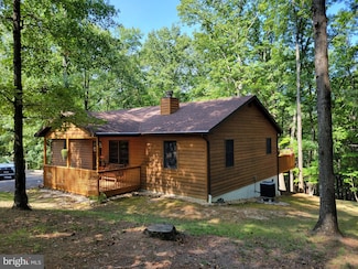 400 Highview Ln, Berkeley Springs, WV 25411