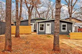 269 Sherman Dr, Pottsboro, TX 75076