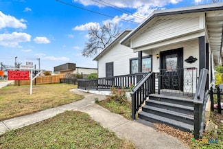 608 S Guadalupe St, San Marcos, TX 78666
