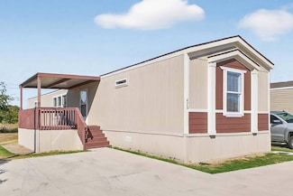 470 Sandy Bass Ln, Newark, TX 76071