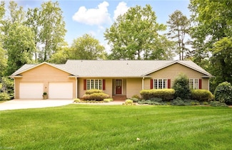102 Shawnee Cir, Lexington, NC 27295