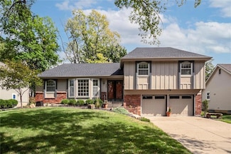 9507 Farley Cir, Overland Park, KS 66212