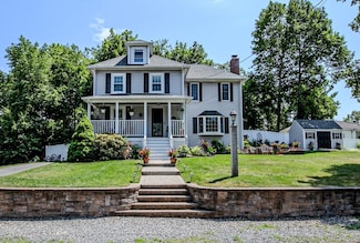 3 Topping Rd, Andover, MA 01810