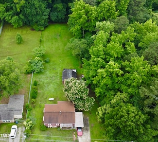 2709 Bethune Dr, Raleigh, NC 27603