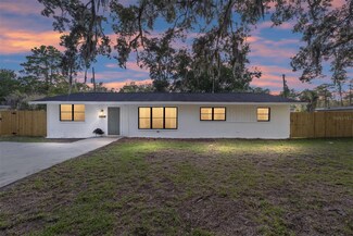 104 SE 39th St, Gainesville, FL 32641