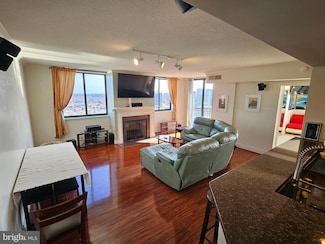 414 Water St Unit 2613, Baltimore, MD 21202
