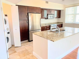 19900 E Country Club Dr Unit 1020, Aventura, FL 33180