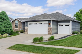 1407 Callahan Dr, Council Bluffs, IA 51503